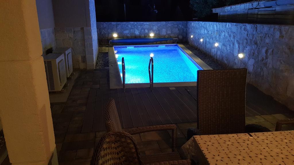Apartments Rustic Biograd Na Moru Esterno foto
